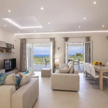 Vila Petra By *